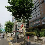 Enjoy Budget Apartment In Gangnam