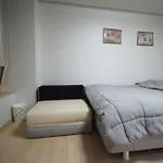 Enjoy Budget Apartment In Gangnam